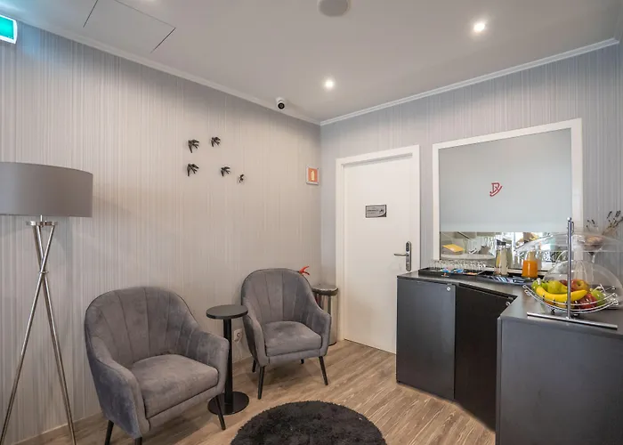 Dinya Lisbon Hotel&Lounge Bar